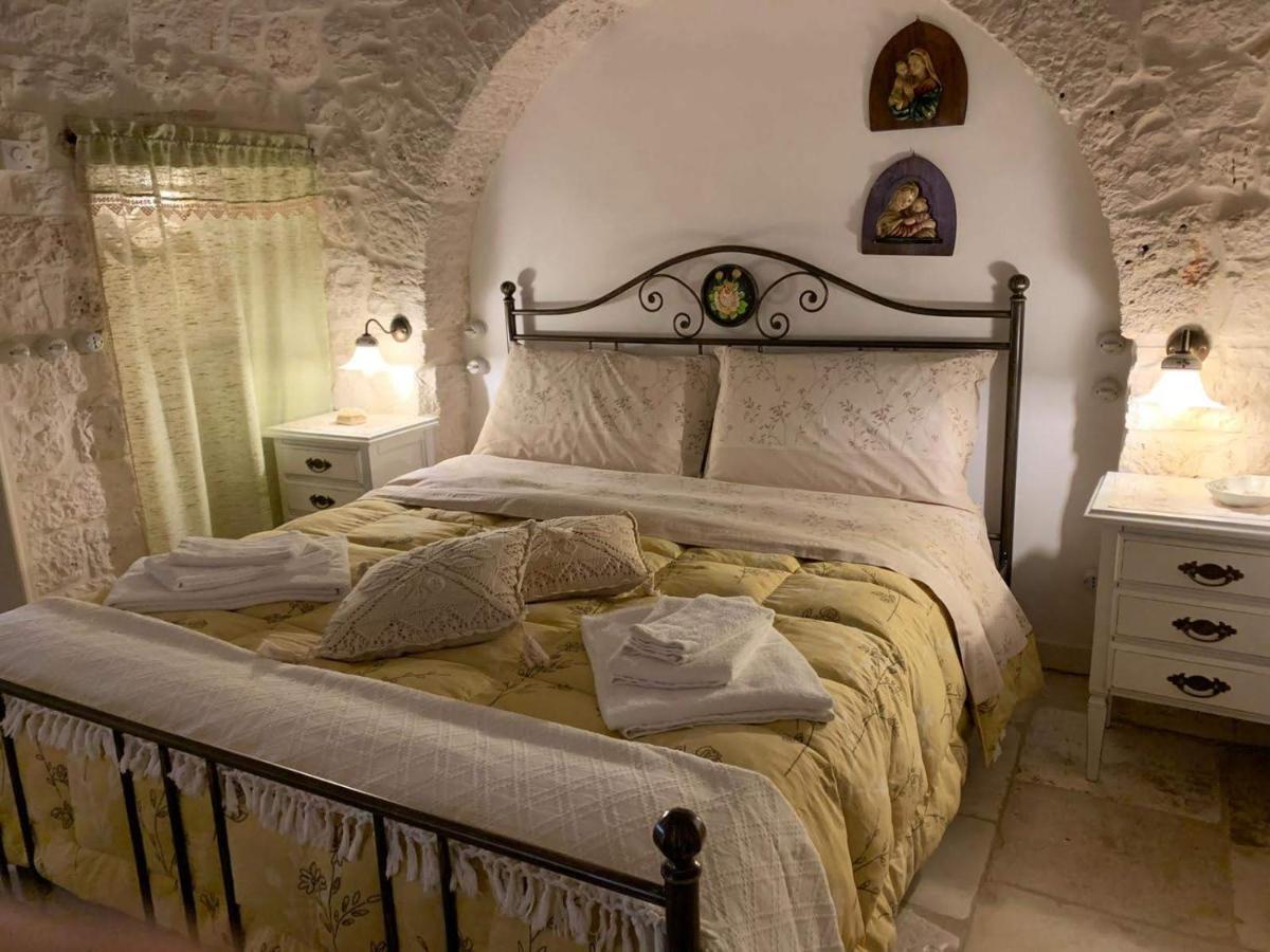 アルベロベッロTrulli Occhi Di Pietraアパートメント エクステリア 写真