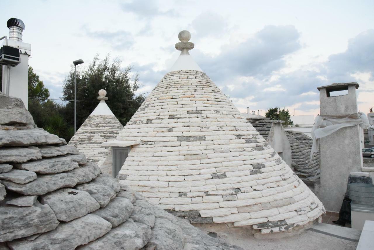 アルベロベッロTrulli Occhi Di Pietraアパートメント エクステリア 写真
