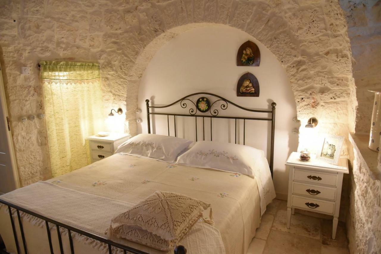 アルベロベッロTrulli Occhi Di Pietraアパートメント エクステリア 写真