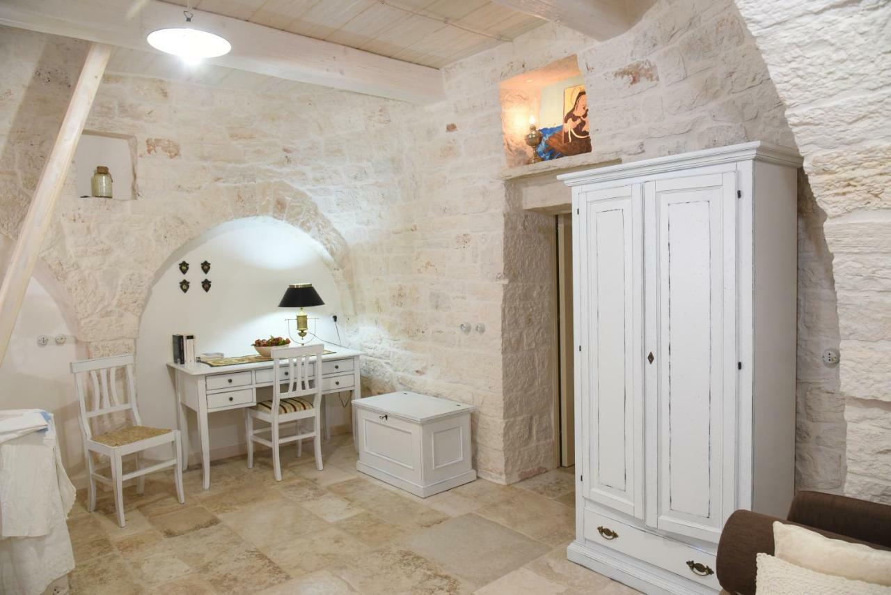 アルベロベッロTrulli Occhi Di Pietraアパートメント エクステリア 写真
